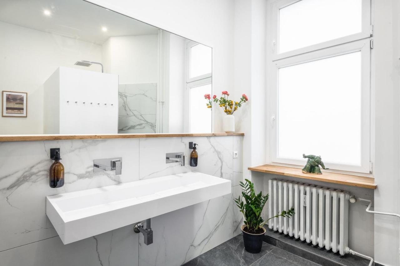 Appartement Riesiges Nahe Kudamm Sehr Schoner Altbau 123m2 Gross 12 Gaste *