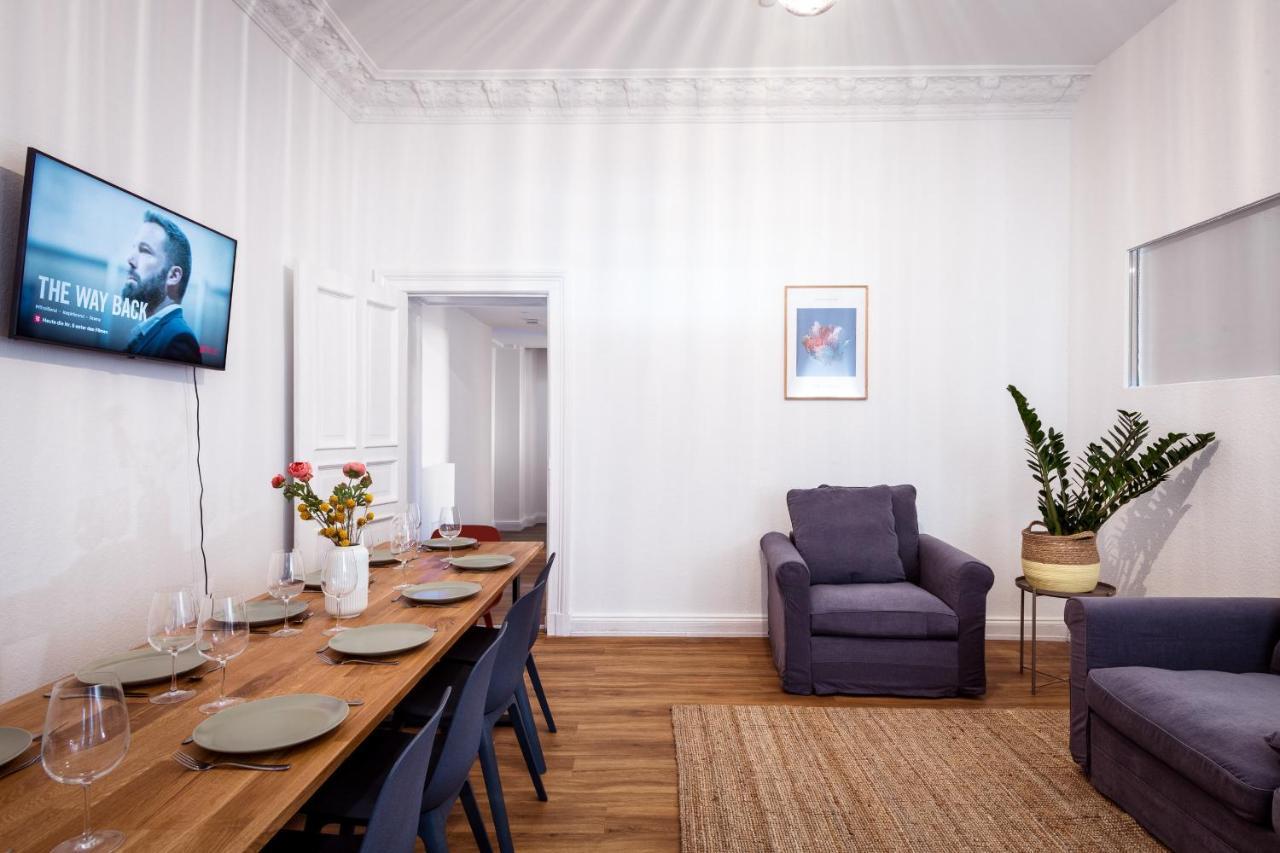 Appartement Riesiges Nahe Kudamm Sehr Schoner Altbau 123m2 Gross 12 Gaste Berlijn